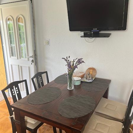 Apartmani Anna Вир Экстерьер фото