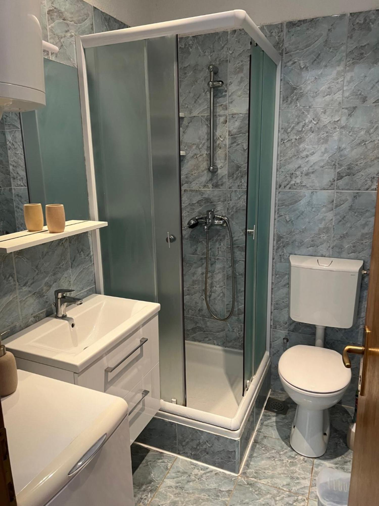 Apartmani Anna Вир Экстерьер фото